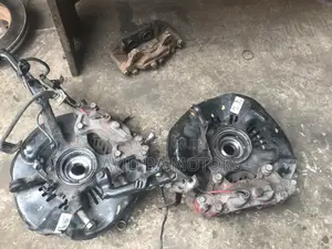 Toyota Tacoma 2008 Front Hub Pair