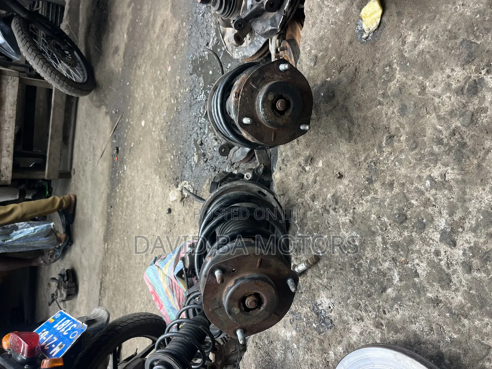 Toyota Highlander 2008 Front Shocks Pair Complete Available