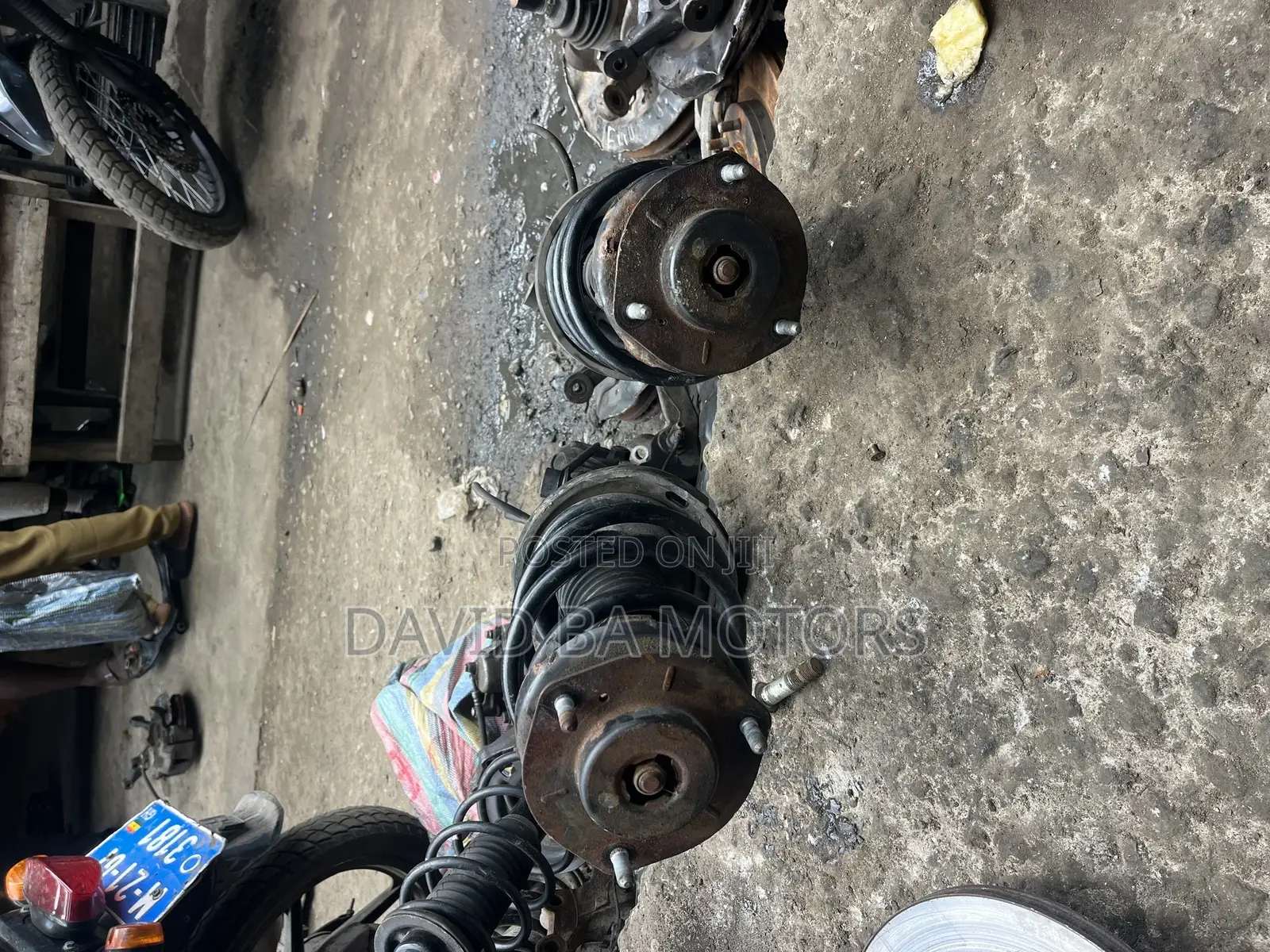Toyota Highlander 2008 Front Shocks Pair Complete Available