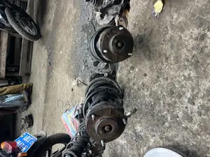 Toyota Highlander 2008 Front Shocks Pair Complete Available