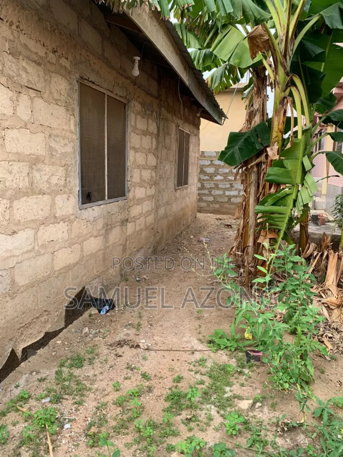 2bdrm House in Kasoa Adade Estate, Accra Metropolitan for sale