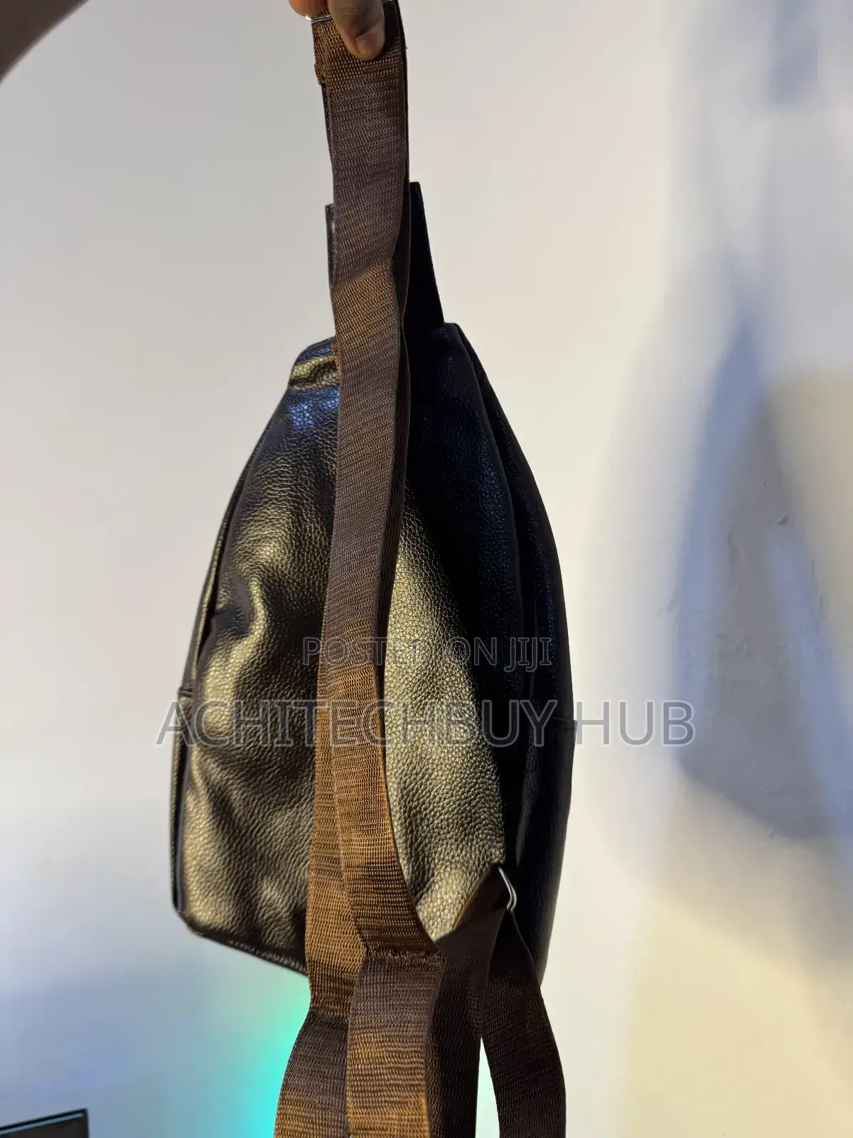 Crocodile Leather Sling Bag For Men – One Shoulder Crossbody