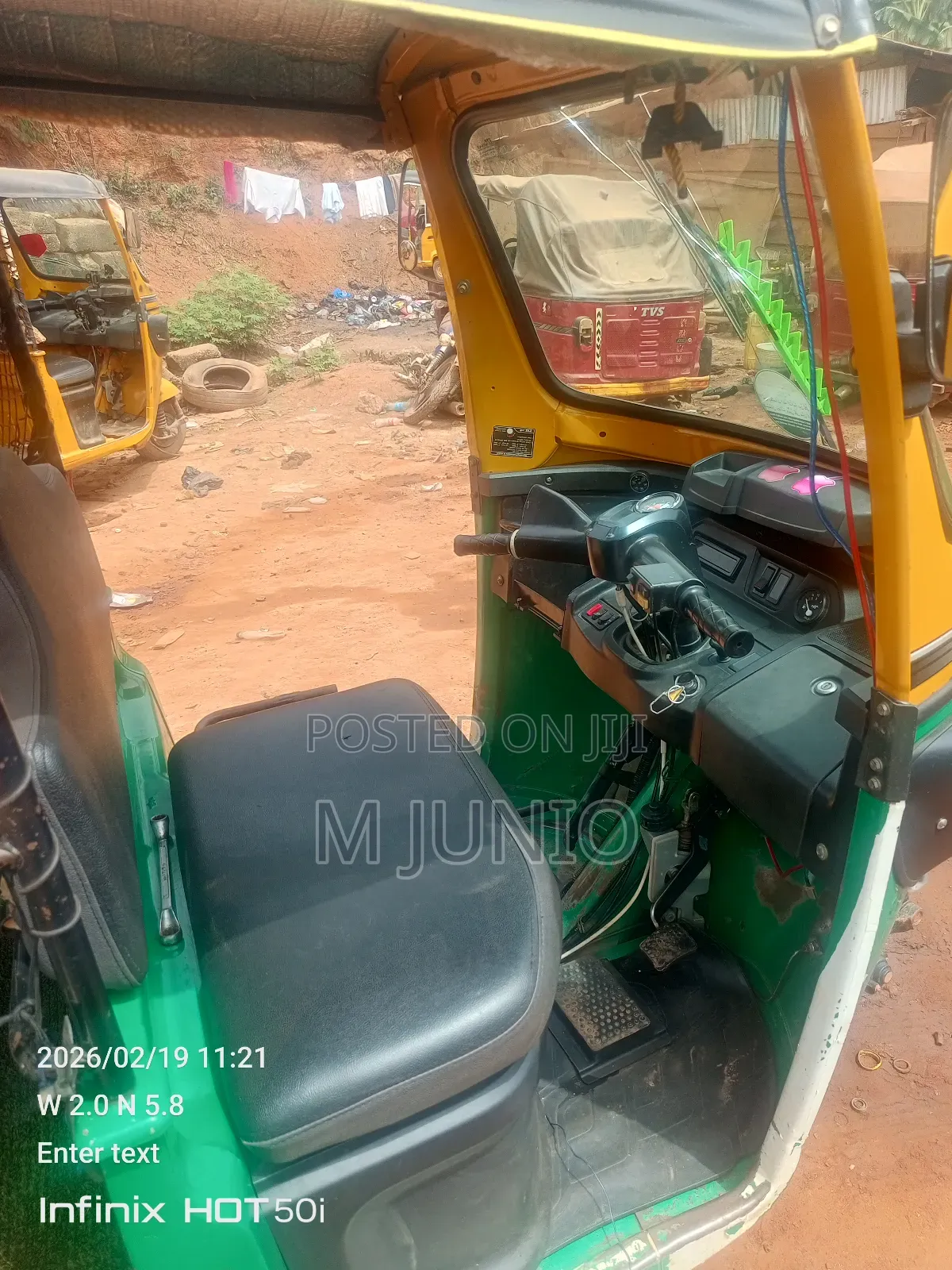 TVS Metro Plus 2025 Blue