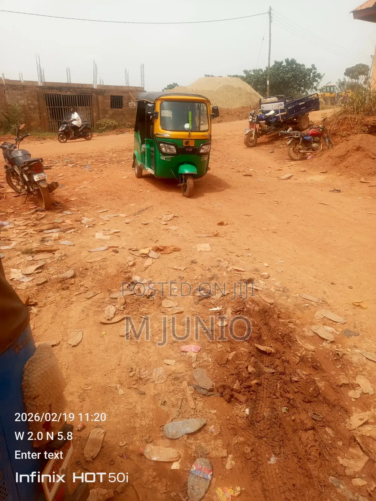 TVS Metro Plus 2025 Blue