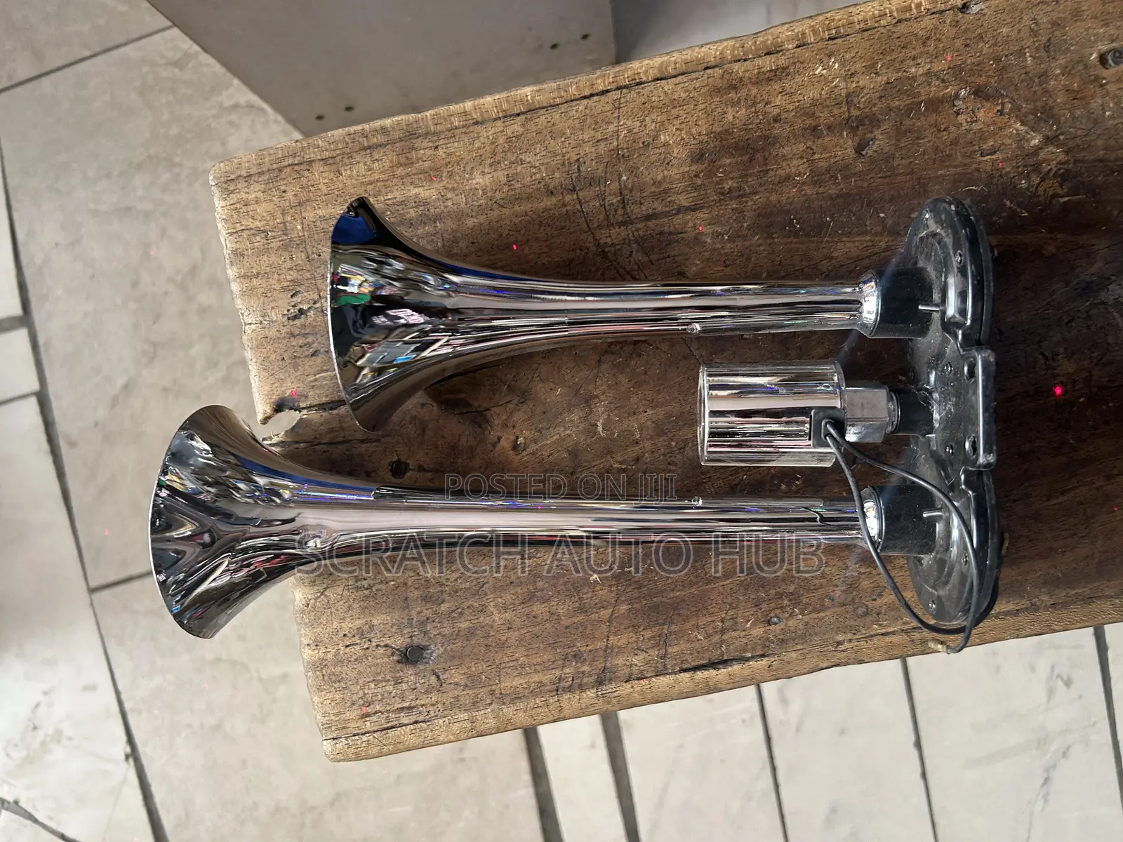 24 Votes Air Horn Available for All Big Car’S