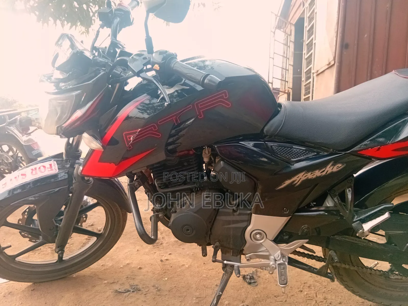 TVS Apache 180 RTR 2024 Black