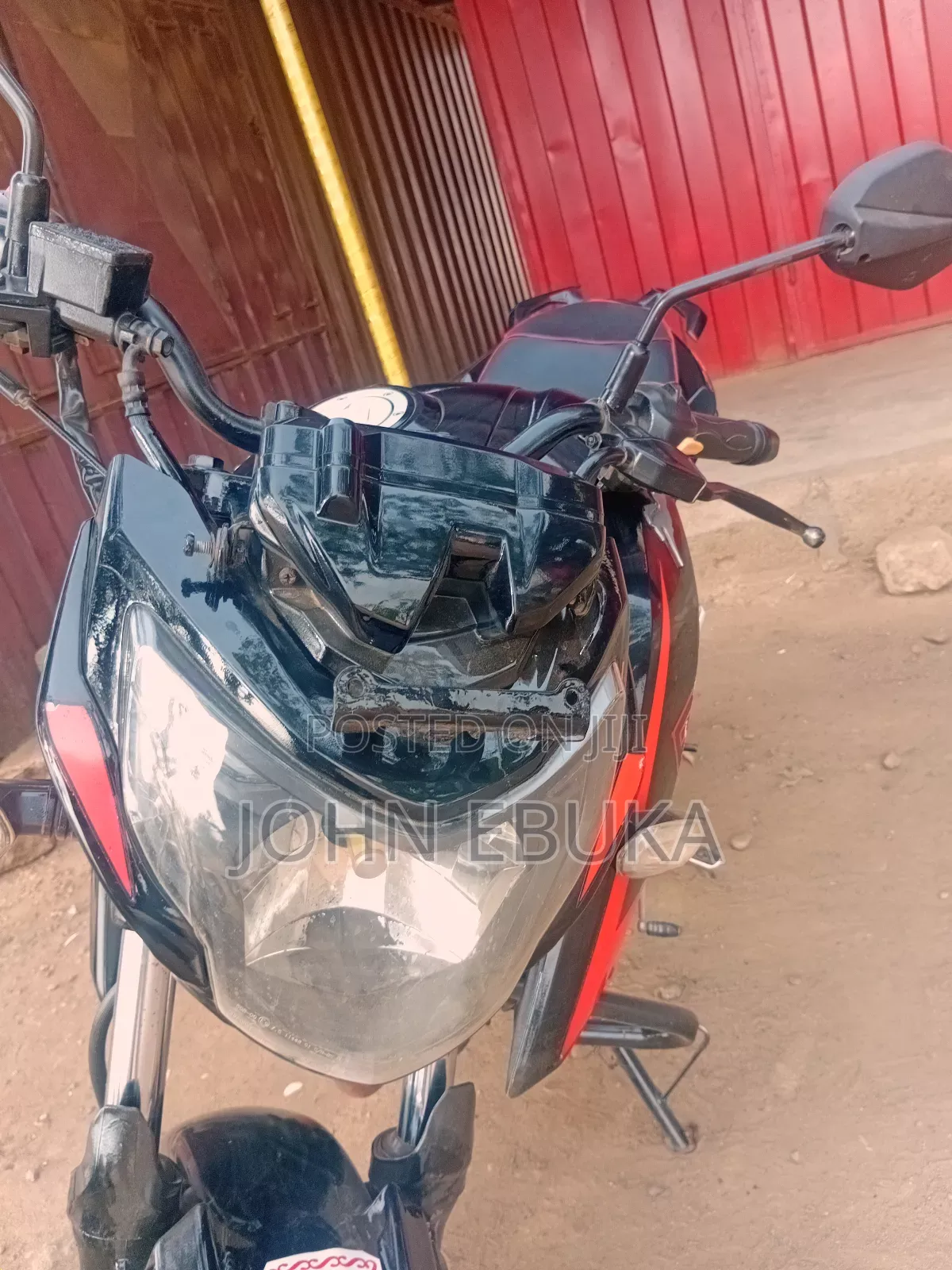 TVS Apache 180 RTR 2024 Black