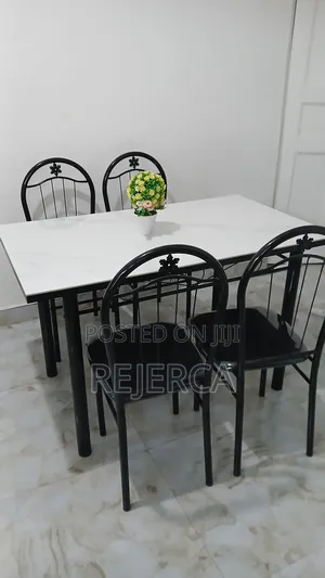 Marbol Dinning Set