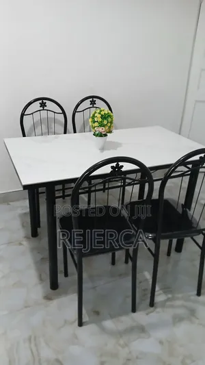 Marbol Dinning Set