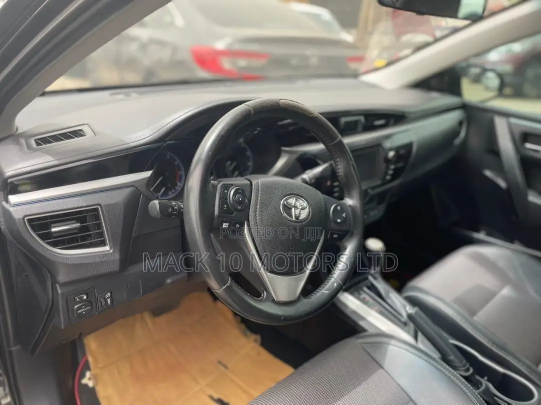 Toyota Corolla 2019 Black
