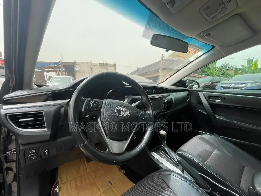 Toyota Corolla 2019 Black