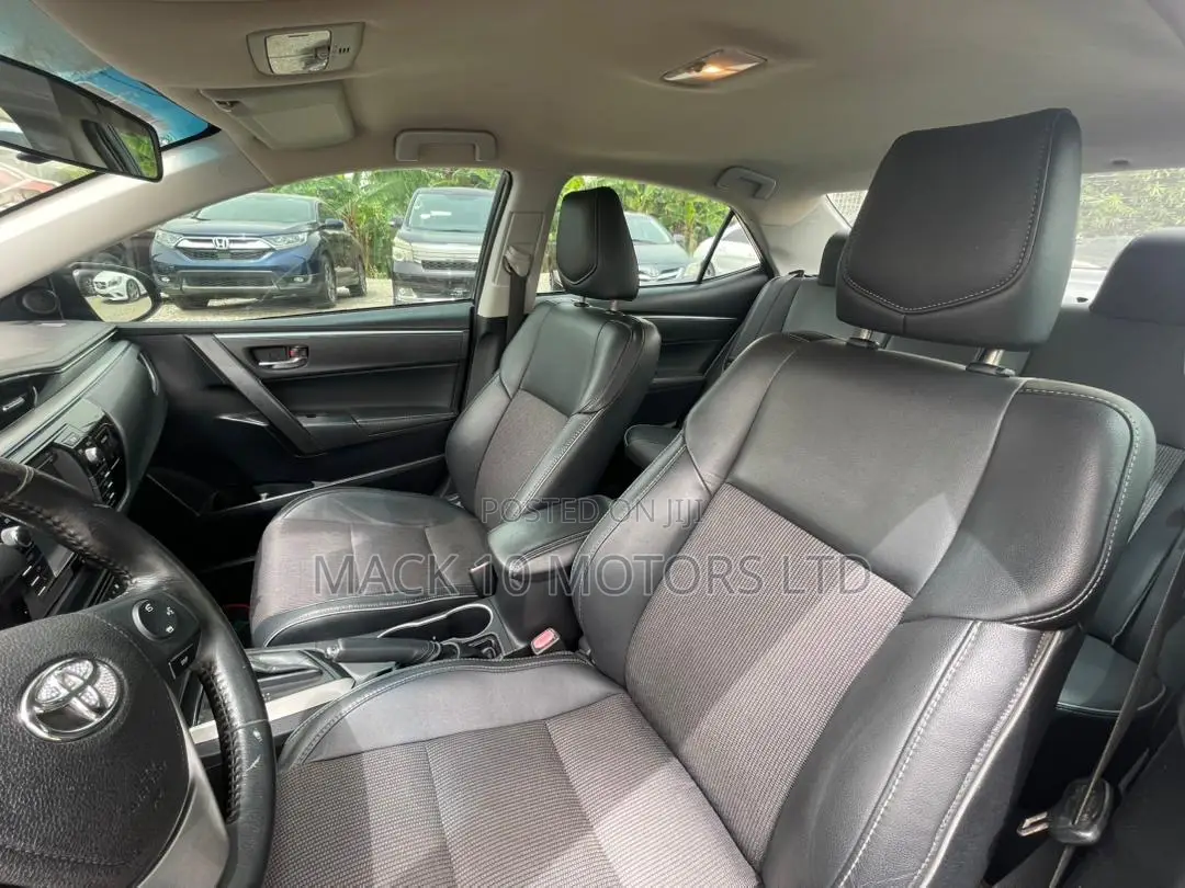 Toyota Corolla 2019 Black