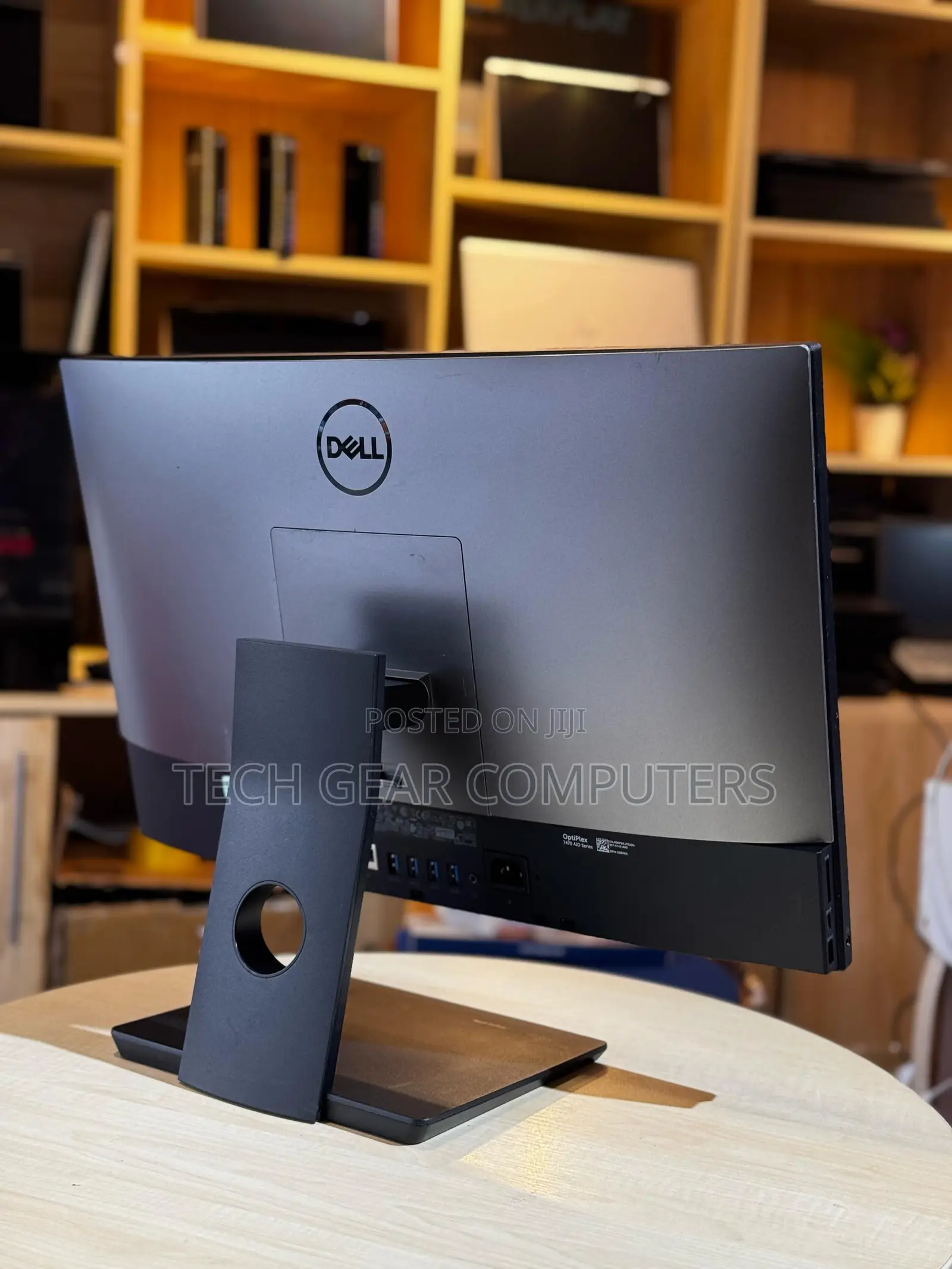 Dell OptiPlex 7000 7410 All-in-One 16GB Intel Core i7 SSD 256GB