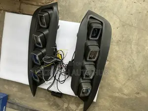 Civic 16/20 Front Reflector Light Bugatti Type