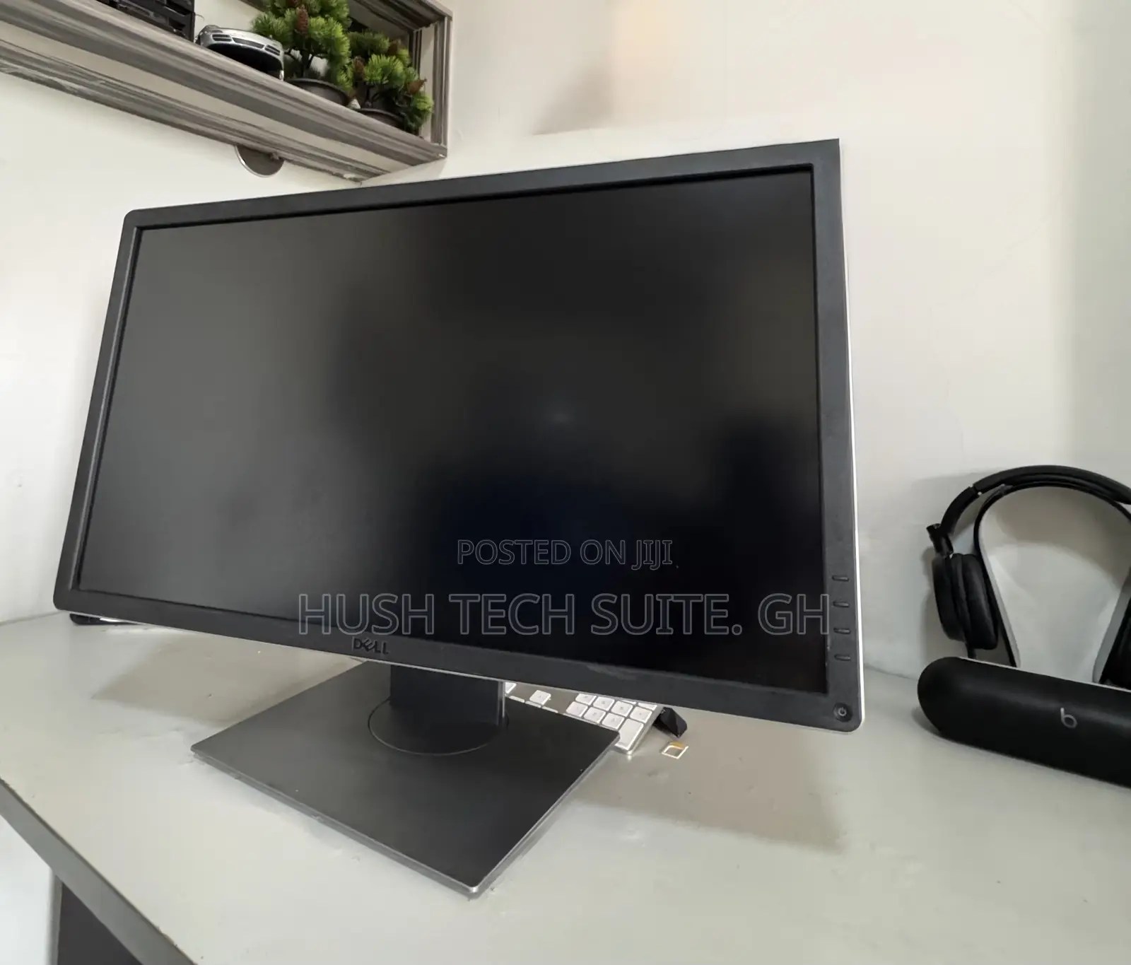 Dell 27” Ips 3840 X 2160 Wide Monitor 