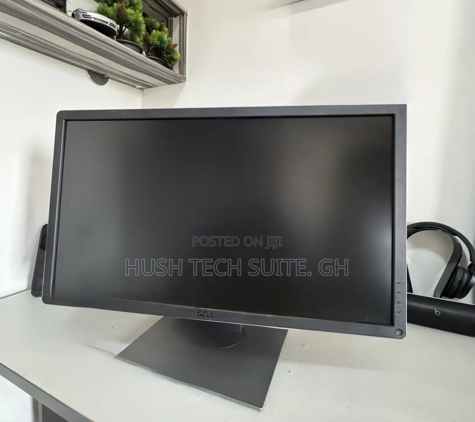 Dell 27” Ips 3840 X 2160 Wide Monitor 