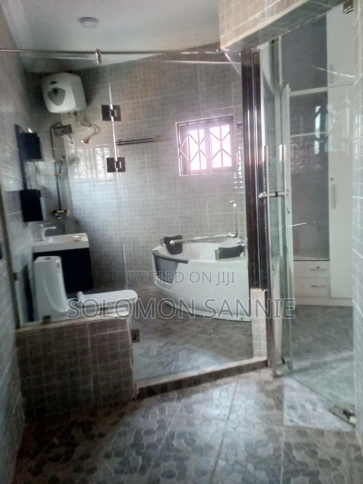5bdrm House in Scenic Properties, Spintex for rent