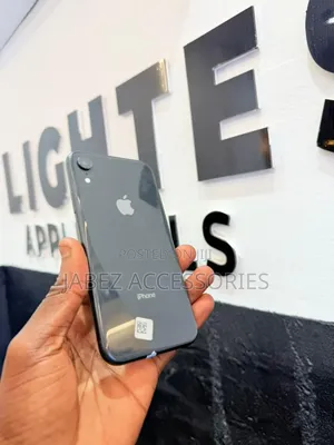 Apple iPhone XR 64 GB Black