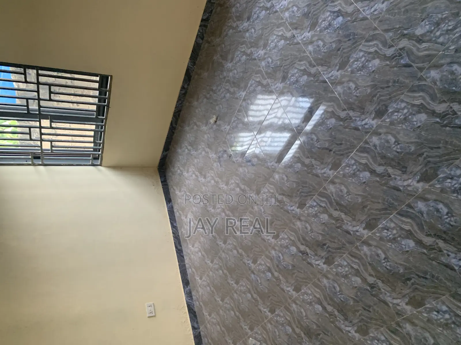 1bdrm Apartment in Jayreal Estate., Kasoa for rent