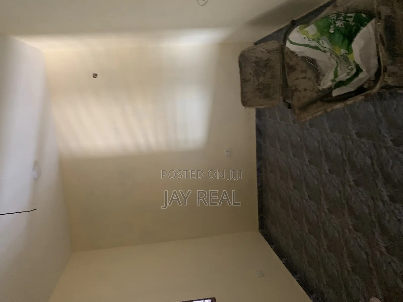 1bdrm Apartment in Jayreal Estate., Kasoa for rent