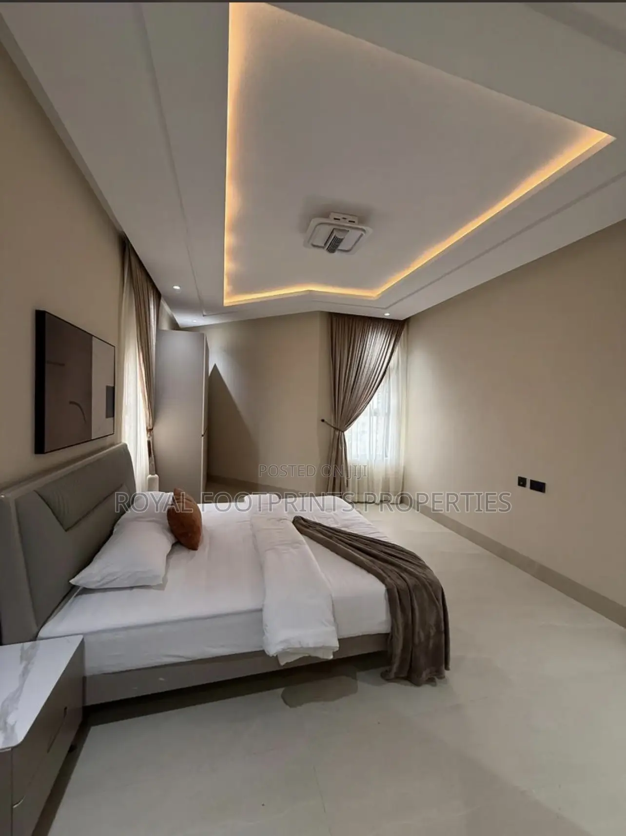 Furnished 4bdrm Mansion in Royal Footprints, East Legon for sale