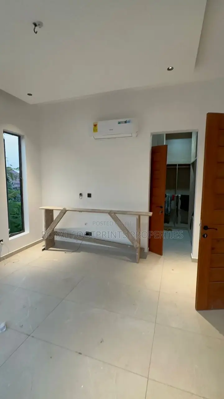 4bdrm House in Royal Footprints, East Legon for rent