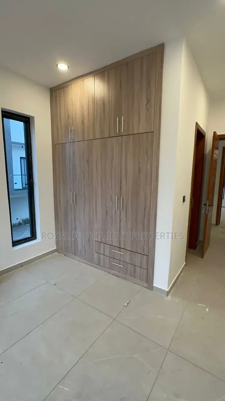 4bdrm House in Royal Footprints, East Legon for rent