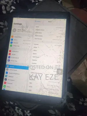 Apple iPad Air 64 GB Gray