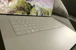 New Laptop Dell XPS 13 16GB Qualcomm Snapdragon X Plus SSD 512GB