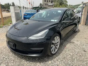 Tesla Model 3 2020 Black