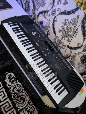 Roland E16 Keyboard