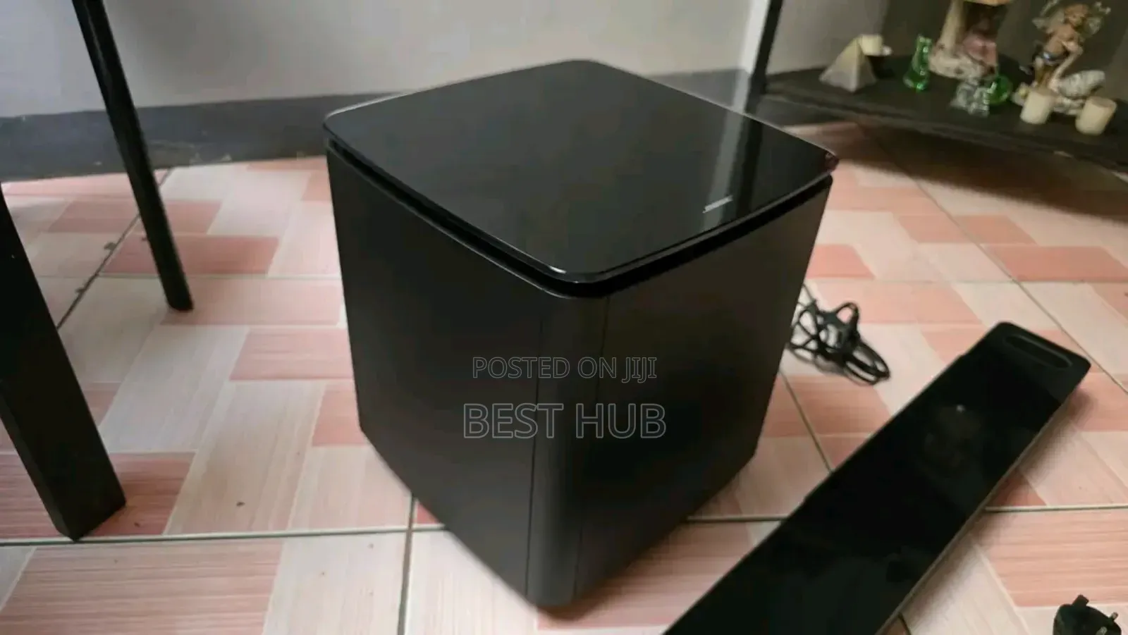 Bose Soundbar With 700 Bass Model