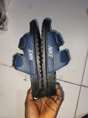 Nike Slipper