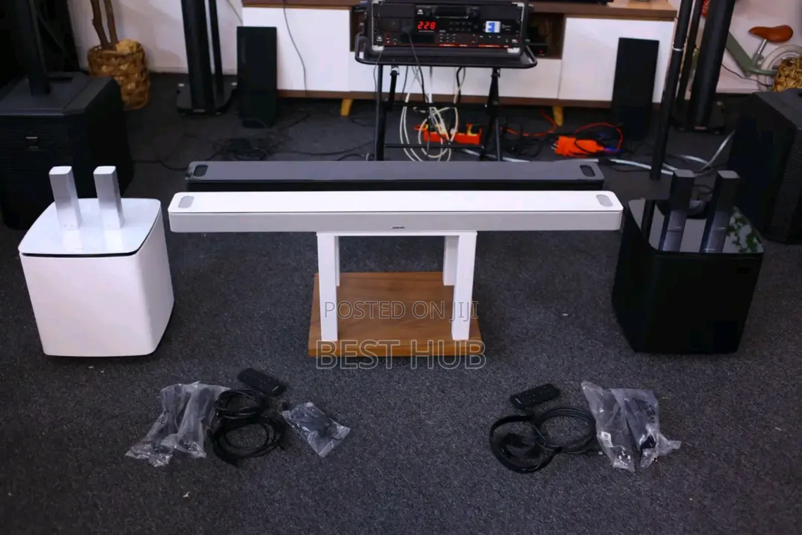 Bose 900 and 700 Model