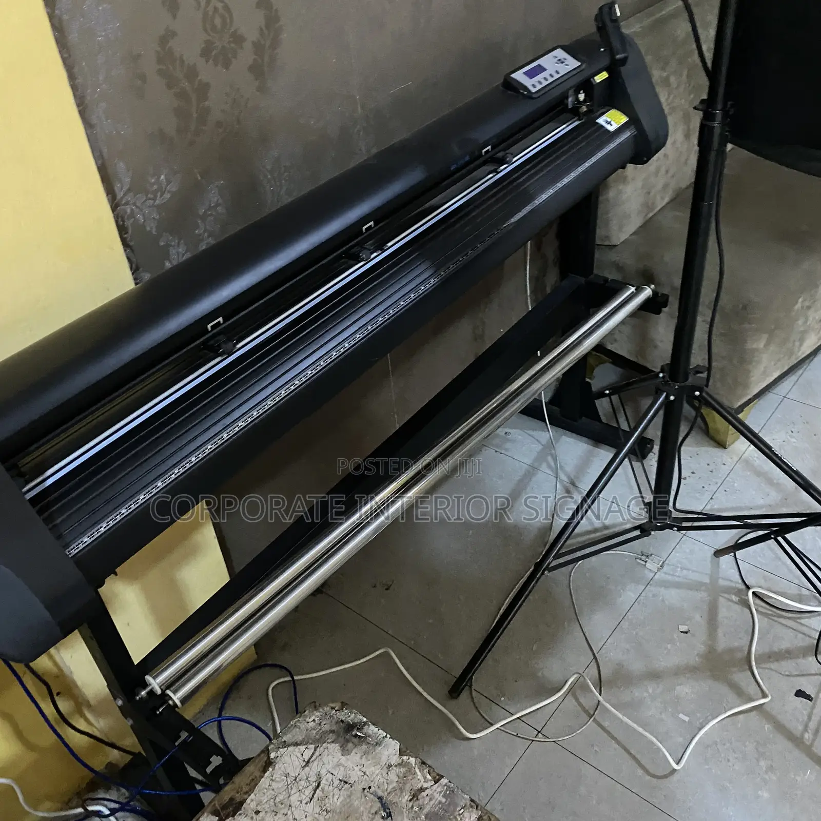 Cutting Plotter