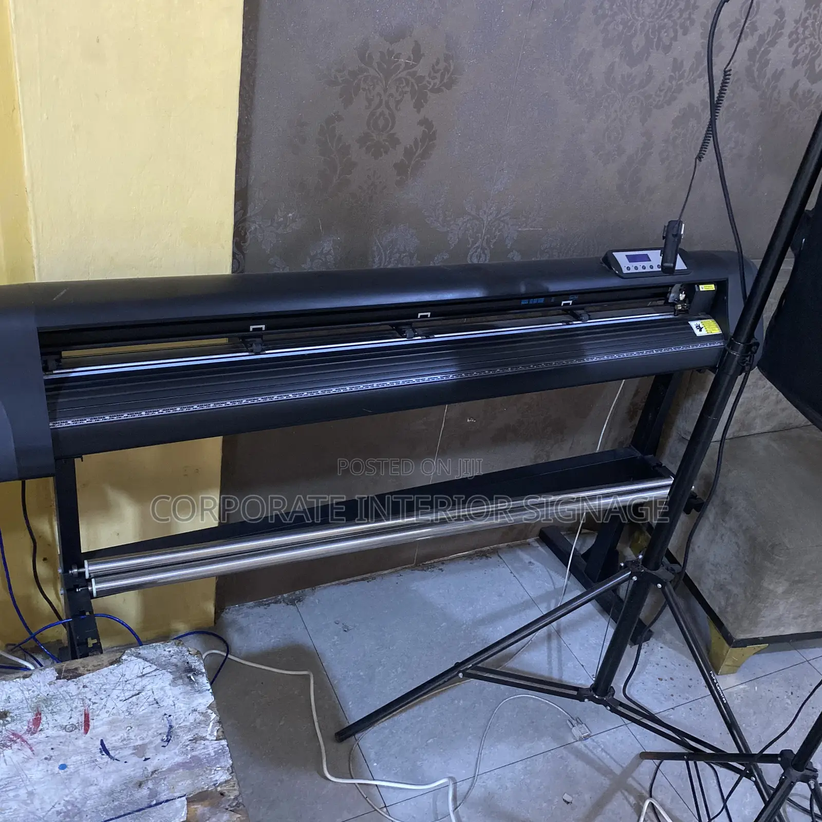 Cutting Plotter