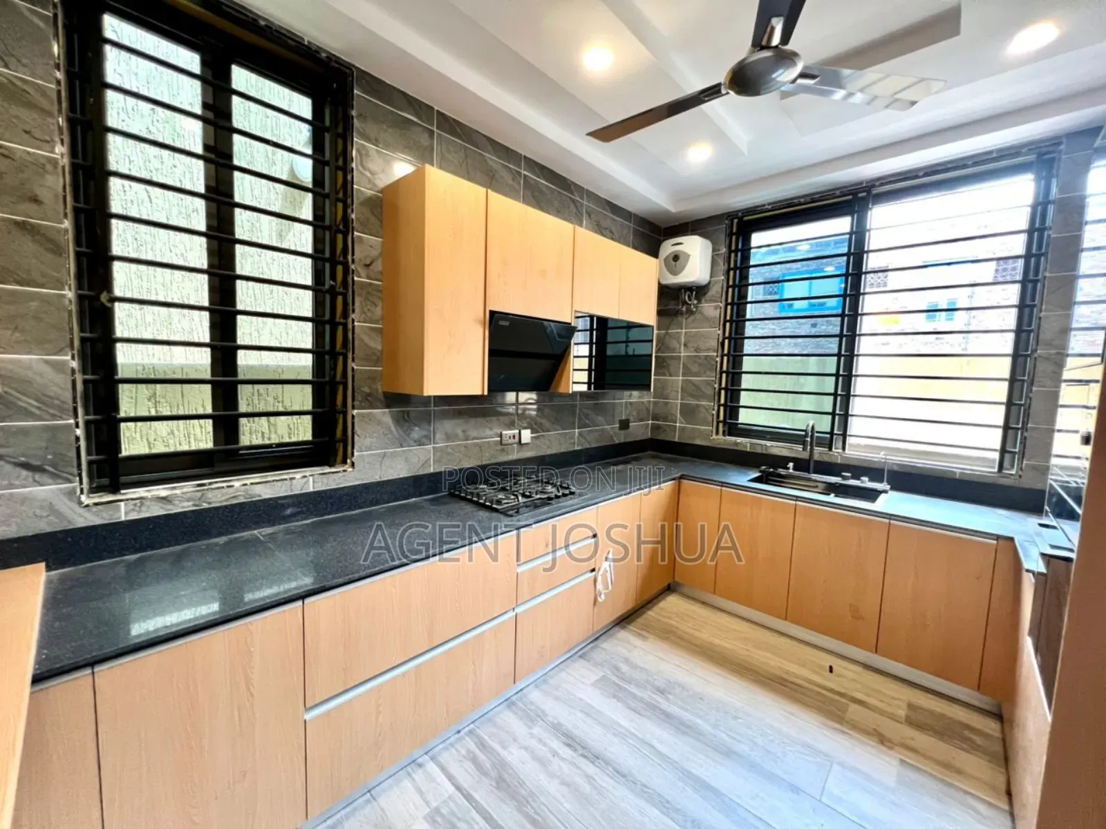 3bdrm House in Marivielle Home, Spintex for rent