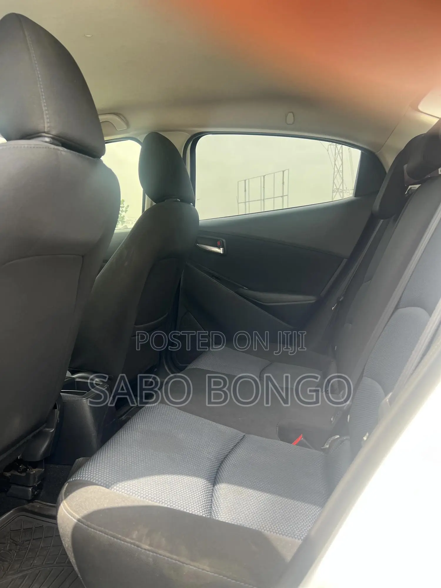 Toyota Yaris iA 1.5 FWD 2016 White