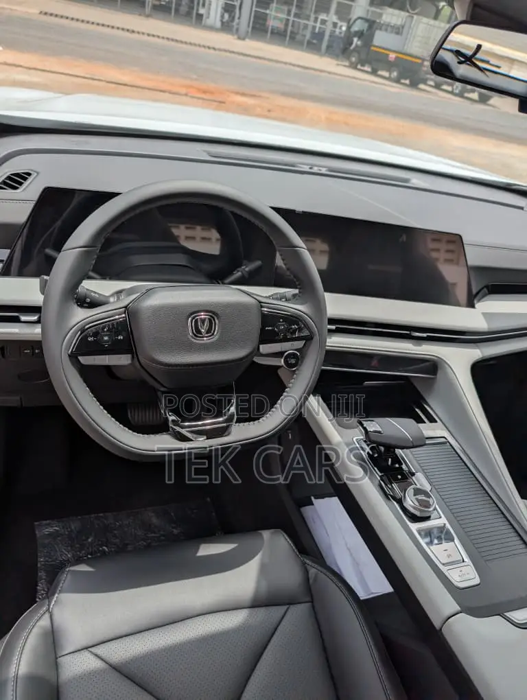 New Changan CS75 2025 White