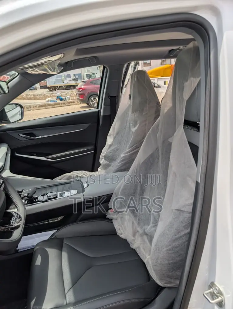 New Changan CS75 2025 White