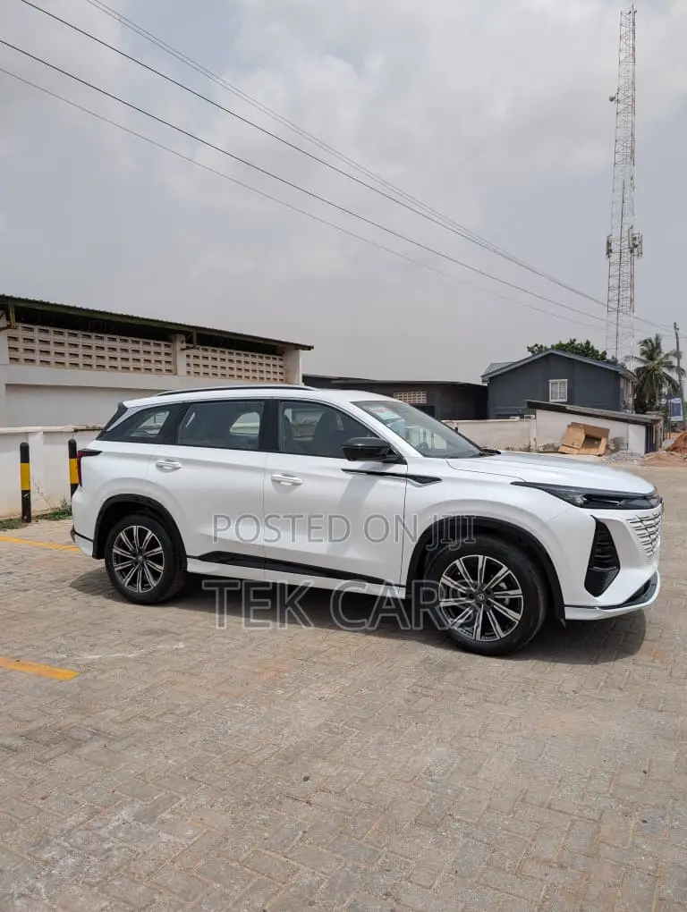 New Changan CS75 2025 White