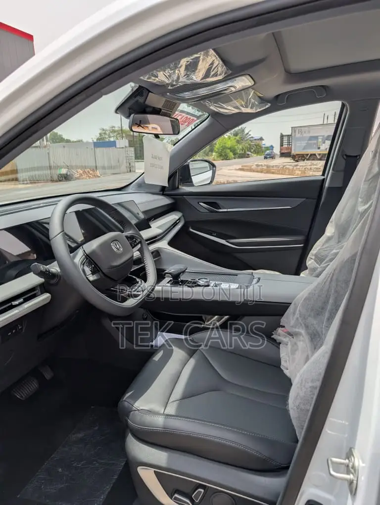New Changan CS75 2025 White