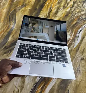 Laptop HP EliteBook 1030 8GB Intel Core i5 SSD 256GB