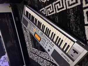 Roland Exr5 Professional Keyboard