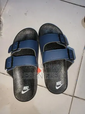 Nike Slipper