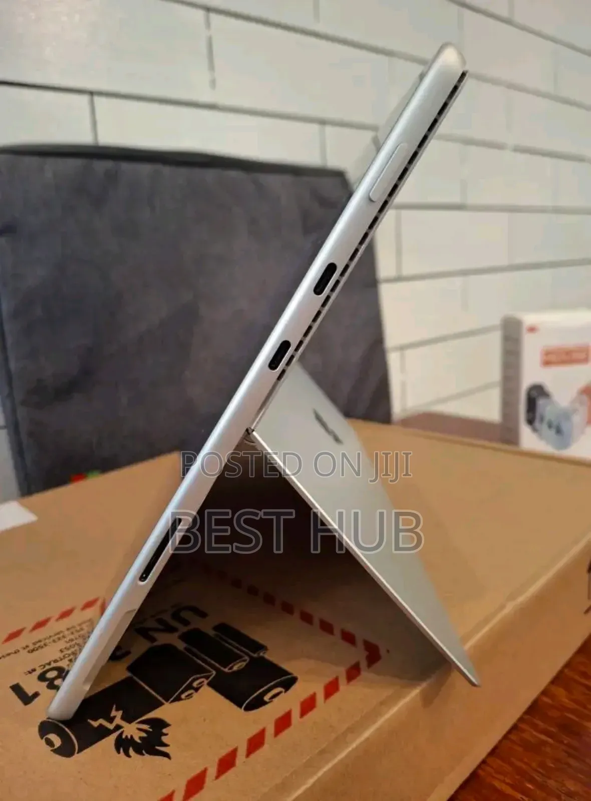 New Microsoft Surface Pro 512 GB Black