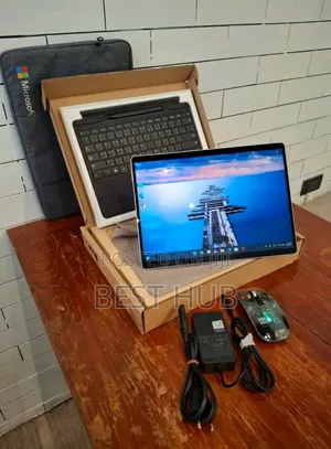 New Microsoft Surface Pro 512 GB Black