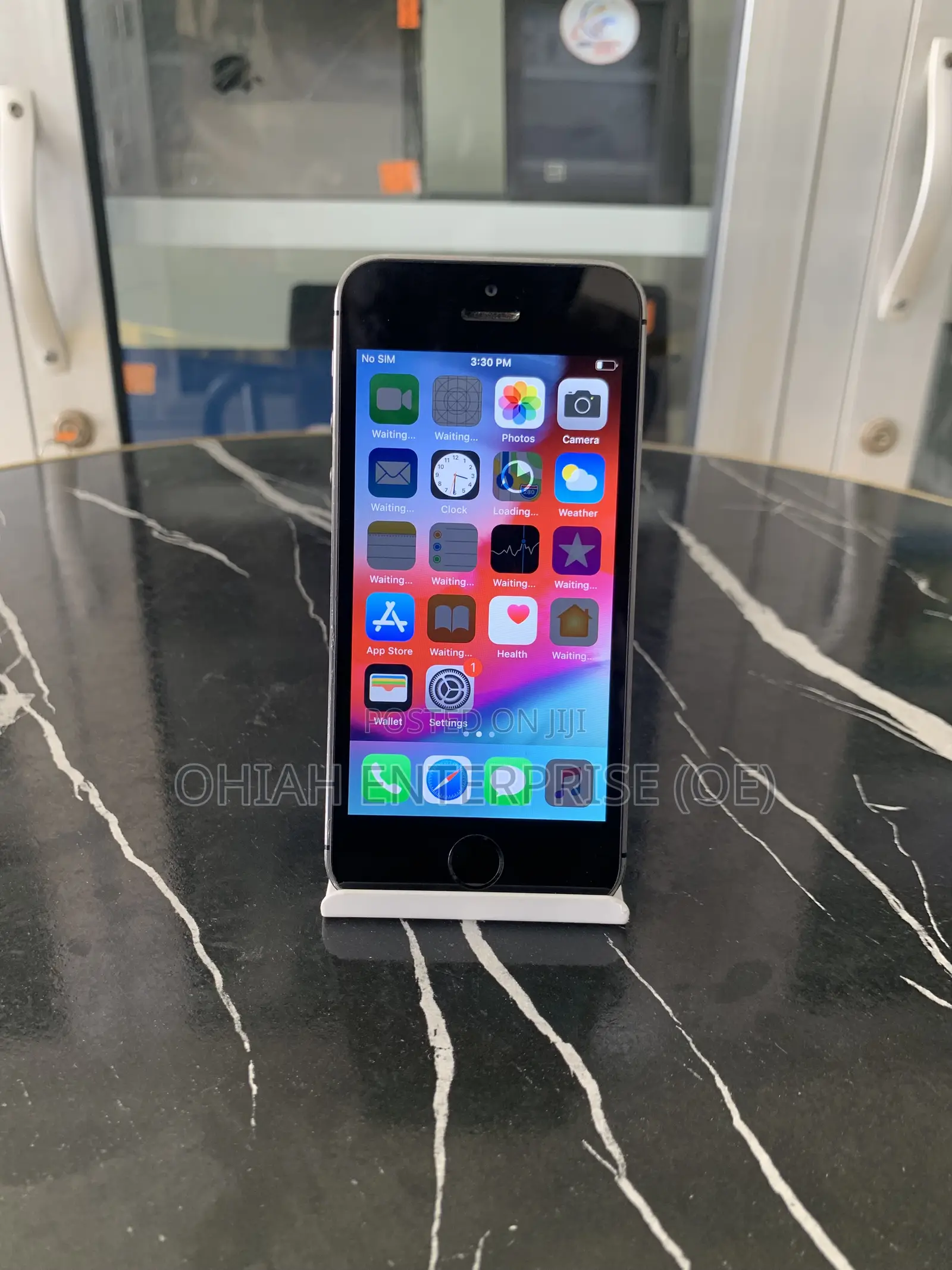 Apple iPhone 5s 16 GB Black