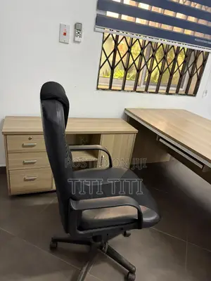 Executive Office Chair
