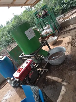 Cassava Peeler